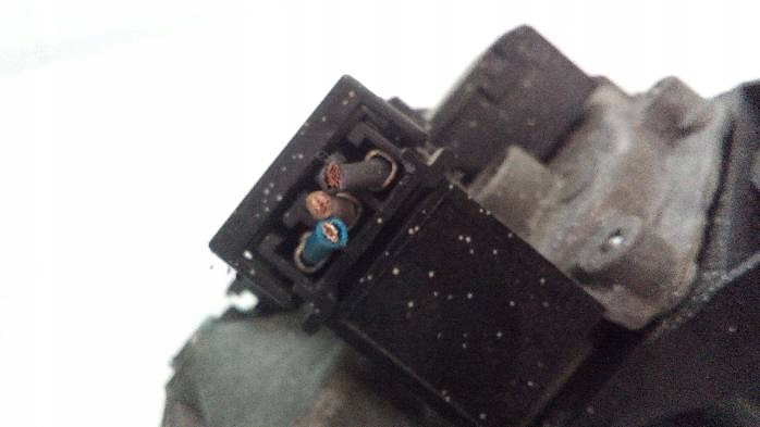 PETIT MOTEUR ESSUIE-GLACES ARRIÈRE OPEL ZAFIRA A 09137147