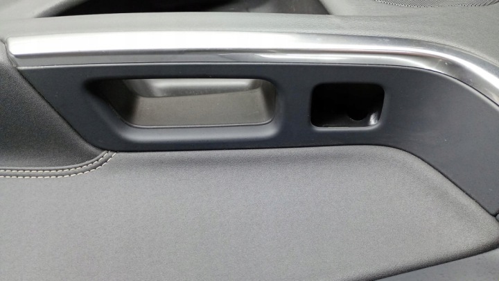 GARNITURE PORTES DROITE ARRIÈRE VOLVO V60 1302150