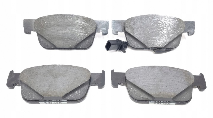 DISQUES PLAQUETTES AVANT AUDI A4 B9 8W 8W0615301T