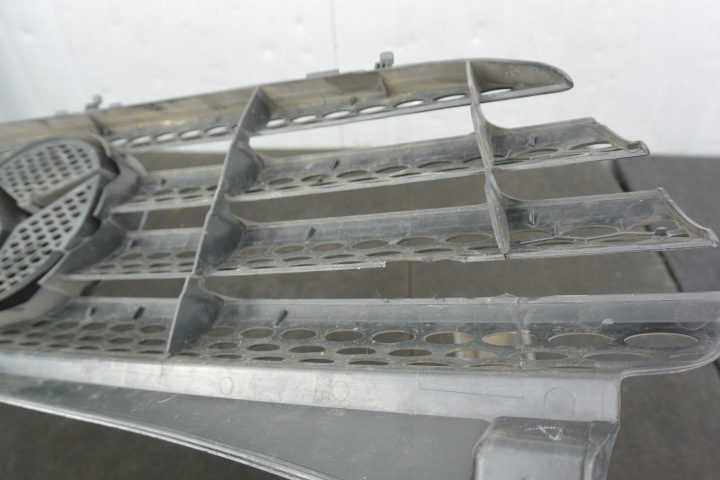 CALANDRE CALANDRE MERCEDES-BENZ VITO VIANO W639 2003-2009