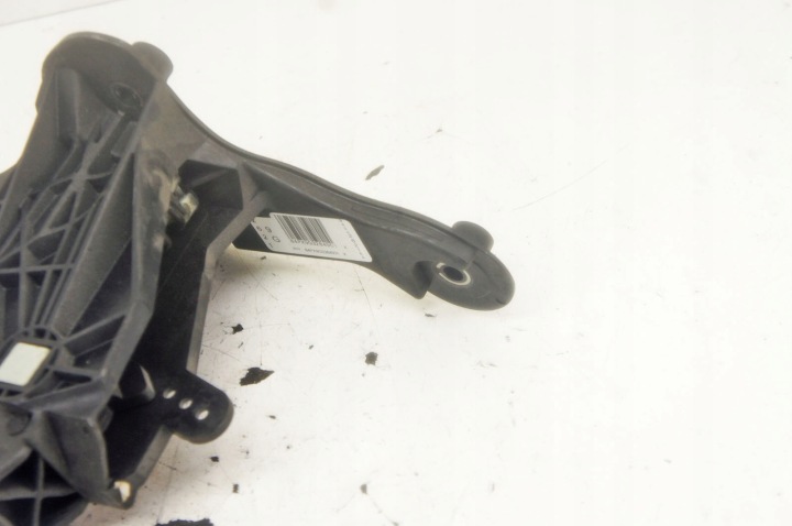 UN348 OPEL CORSA F PÉDALE ADHÉRENCE 9824262180