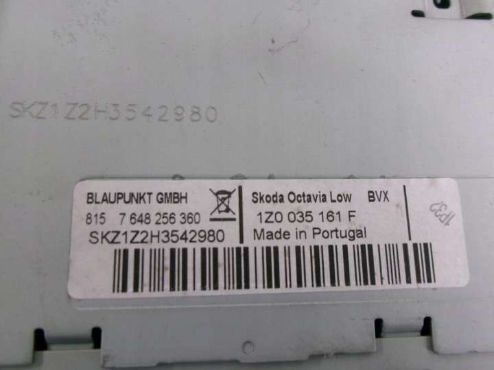 SKODA OCTAVIA II LIFTT RADIO CD BLAUPUNKT 1Z0035161F