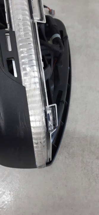 SKODA KODIAQ 24- RÉTROVISEUR GAUCHE 17+4 GOUPILLE 57H857407C 571857537C