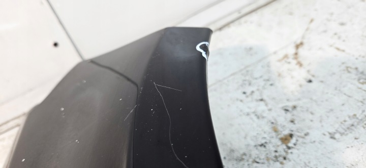 AILE AVANT AVANT DROIT MERCEDES CLA 13-19ROK A117 W117 A1178810201 ORIGINE