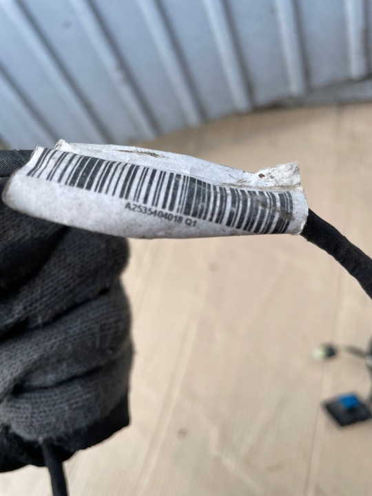 MERCEDES-BENZ GLC C253 AVANT PARKING AID PDC WIRING A2535404018 ORIGINAL