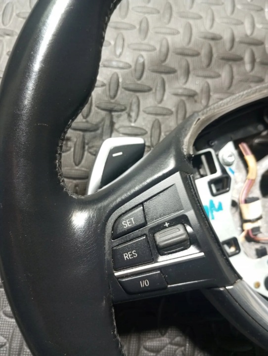 32336792421 6792421 VOLANT BMW 5 (F10, F11) (2010-2017)