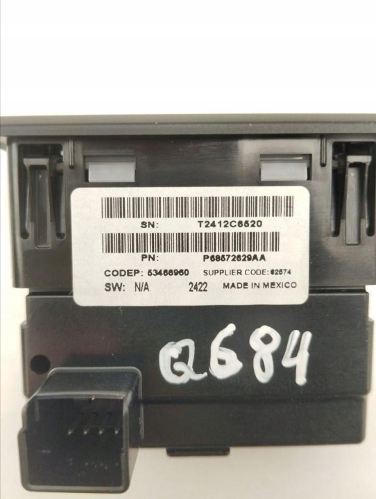DISPOSITIF WEJSCIOWE JEEP GRAND CHEROKEE V 2023 USB 68572629AA