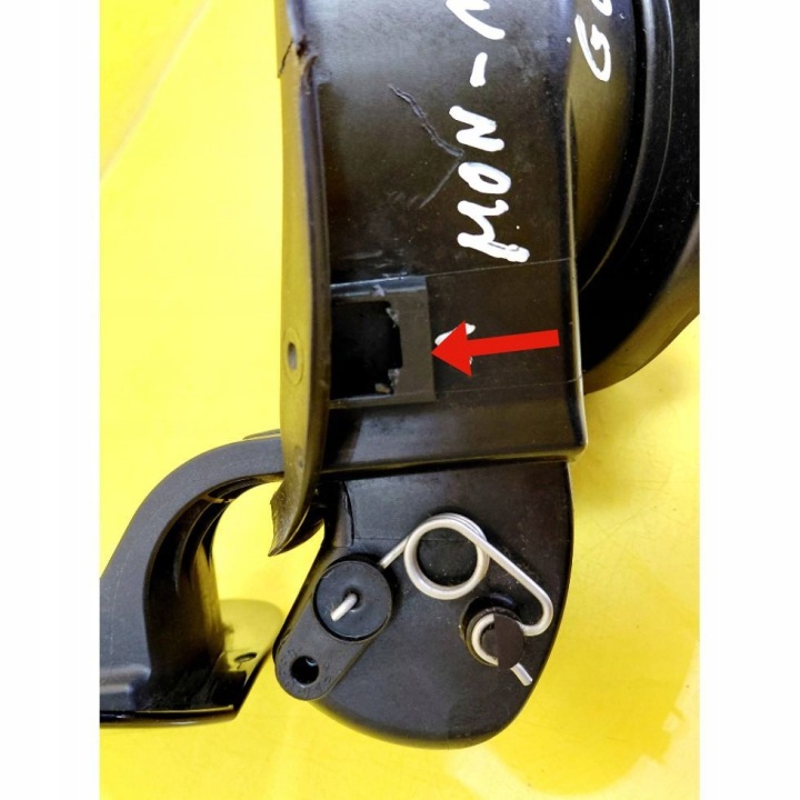 CLAPET GOULOTTE DE REMPLISSAGE CARBURANTS CODE LAK: G6 FORD MONDEO MK IV 7S71A405A02AA NR351