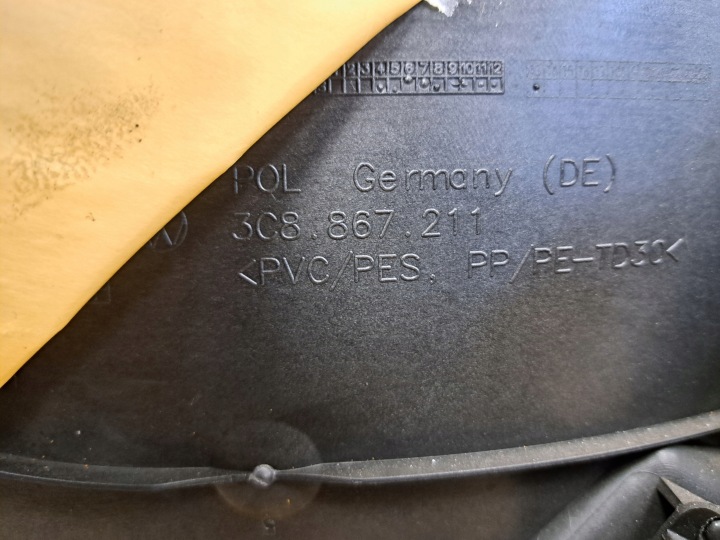GAUCHE COLLECTEUR GARNITURE PORTES ARRIÈRE VW PASSAT CC 3C8867211