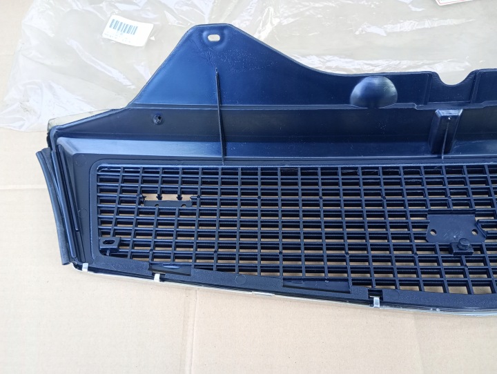 LANCIA Y 10 85 92 95 CALANDRE GRILLE INSIGNE VAN NŒUD 1771510 AUTOBIANCHI