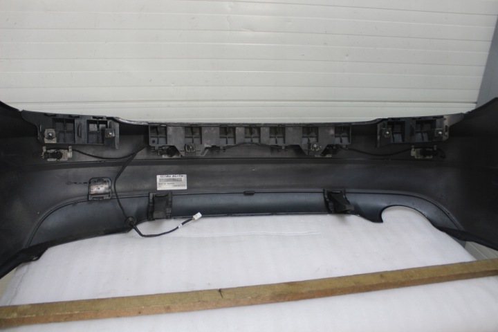 A2048850238 PARE-CHOCS ARRIÈRE MERCEDES W204 BERLINE