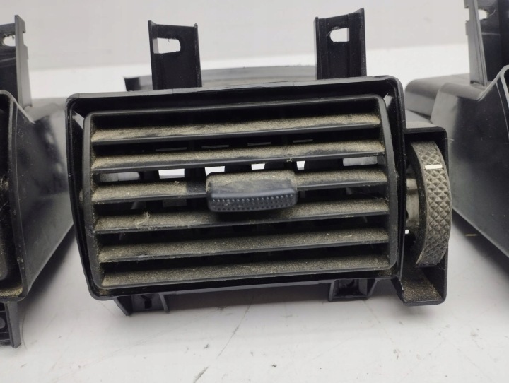 FORD TRANSIT TOURNEO CONNECT 2007 ENSEMBLE CENTRAL CONDUIT D'AIR INSTRUMENTATION
