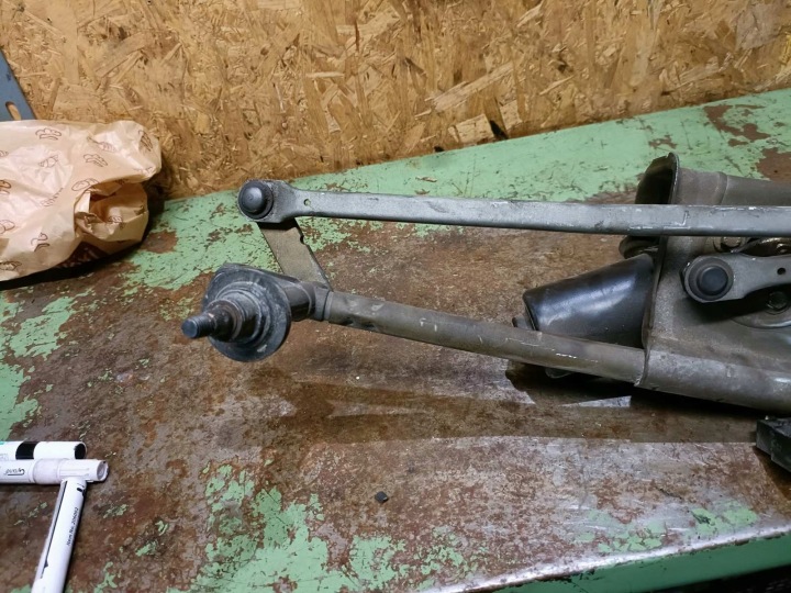MÉCANISME ESSUIE-GLACES AVANT MERCEDES VITO 53547902