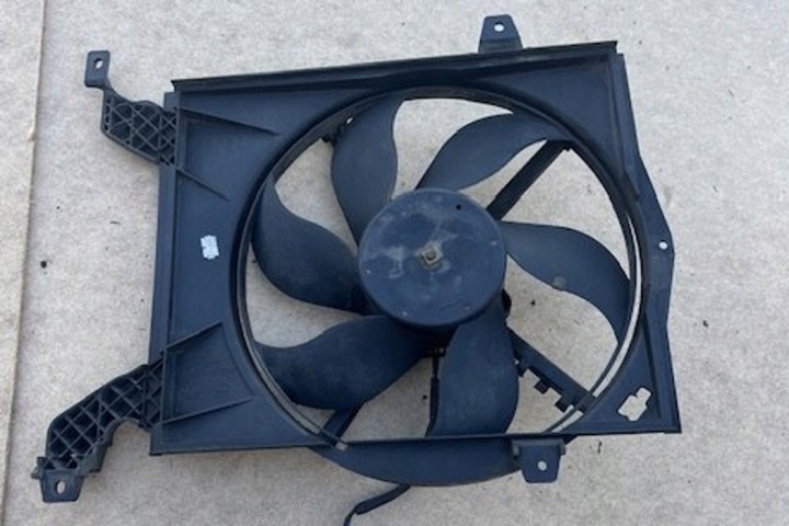 VENTILATEUR RADIATEURS MITSUBISHI SPACE STAR MPV (DG_A) 8240276 1.9L DIESEL
