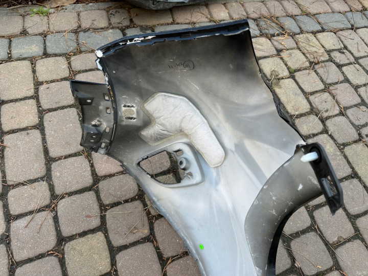 FORD PUMA MK2 II 19- PARE-CHOCS ARRIÈRE ARRIÈRE HAUT