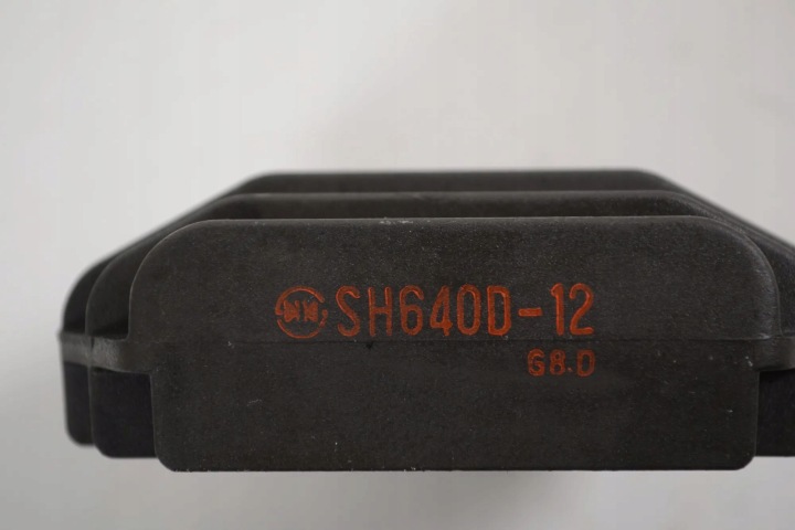RÉGULATEUR TENSION YAMAHA XJ SH640D12 26597934 0.6L 37KW 1996