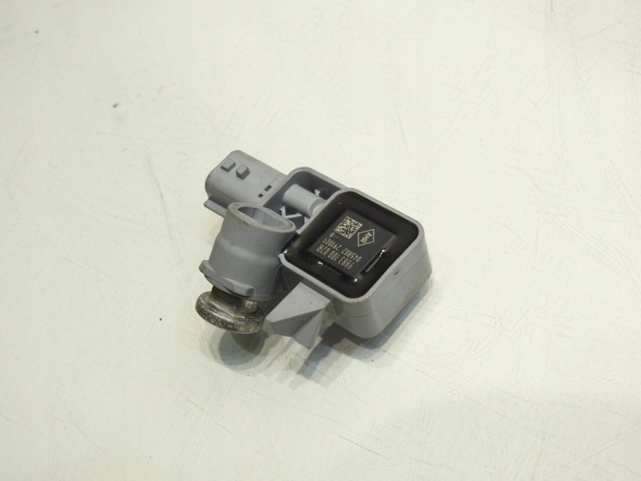 CAPTEUR DE COLLISION RENAULT SCENIC III 988310002R