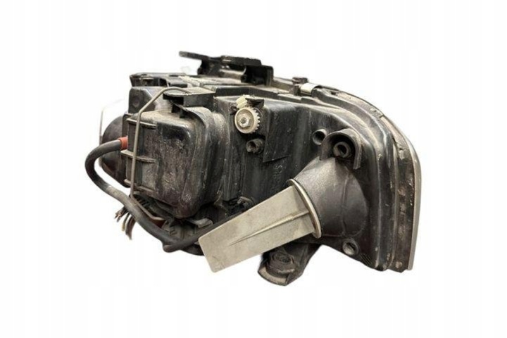 PHARE GAUCHE AVANT AUDI A6 AVANT (4B5, C5) 15592400 1.9L DIESEL 85KW 2003