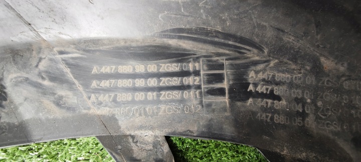 PARE-CHOCS AVANT MERCEDES VITO W447