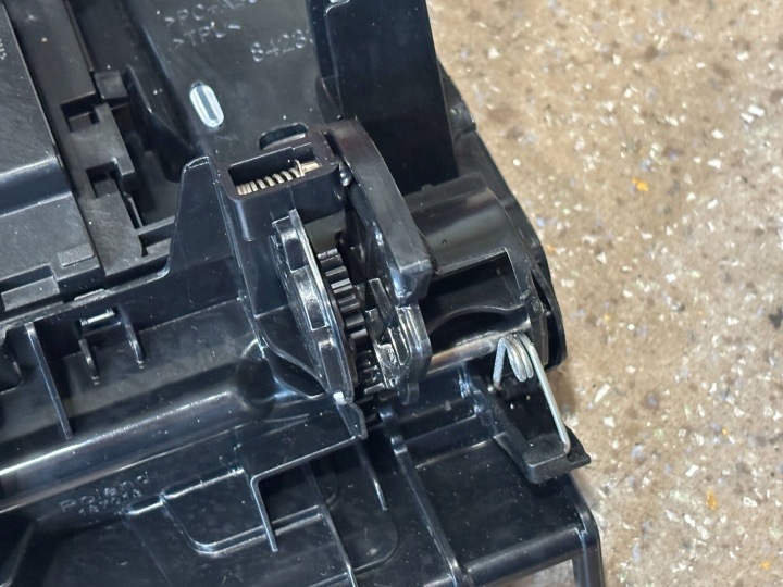 CHARGEUR INDUKCYJNA BMW 2 PIÈCES U10 5A22F51