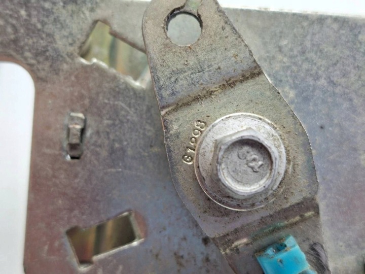 POIGNÉE INTÉRIEURE COUVERCLES DE COFFRE COUVERCLES DE COFFRE IVECO DAILY 4TH GEN 3804655