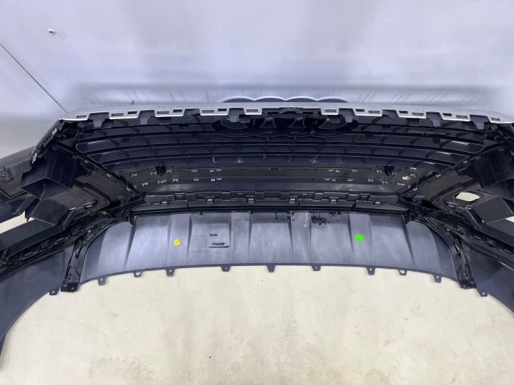 PARE-CHOCS AVANT AUDI Q7 2 II 15-19R. AVANT 6XPDC RONDELLES 4M0807437L