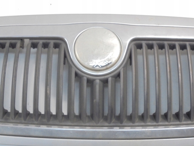 SKODA FABIA I 6Y 04-07 CALANDRE GRILLE LIFT RESTYLAGE 6Y0853668B