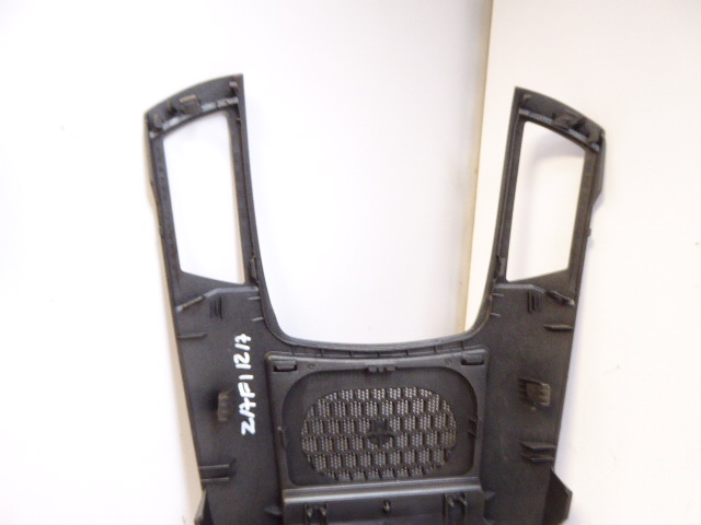 OPEL ZAFIRA B 05-08 PROTECTION BOUCHON CHÂSSIS CONSOLES TABLEAU DE BORD