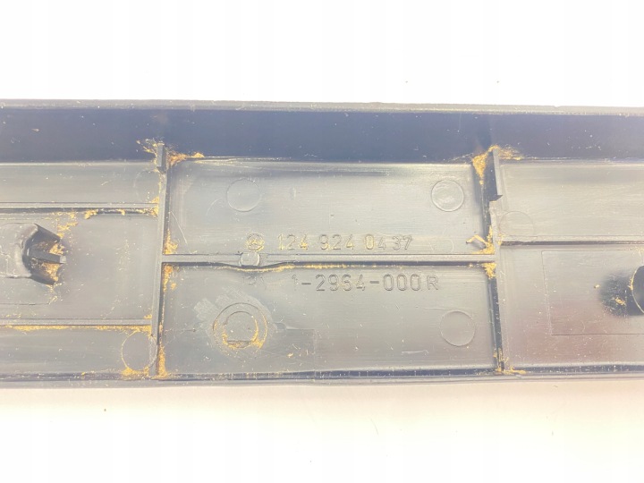 PROTECTION CALANDRE CHARNIÈRES ARRIÈRE BANQUETTES ARRIÈRE MERCEDES W124 UNIVERSEL S124 1249240437