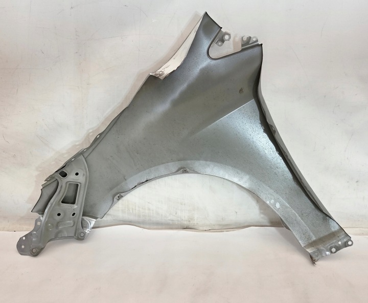 TOYOTA COROLLA E21 HAYON UNIVERSEL AILE DROIT AVANT AVANT PX-8222