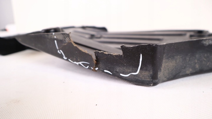 VOLVO XC90 II PROTECTION CHÂSSIS GAUCHE 31497158