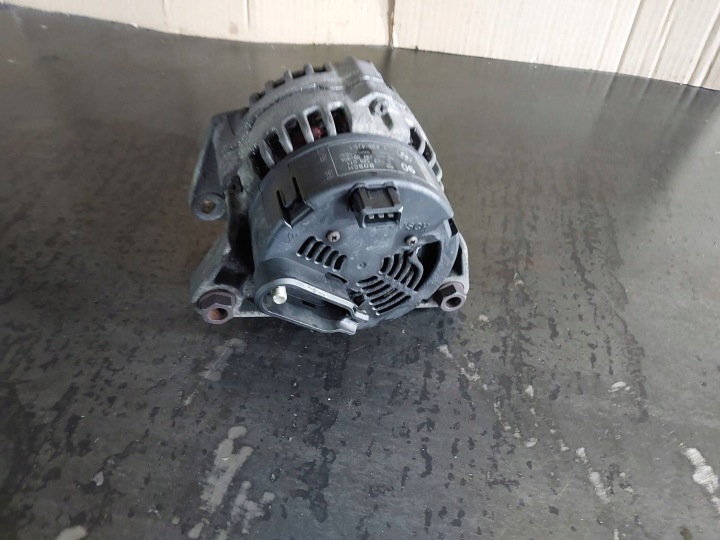 ALTERNATEUR BMW 3 E46 318I M43B19 194E1 14354251 1435425.1 0123325011