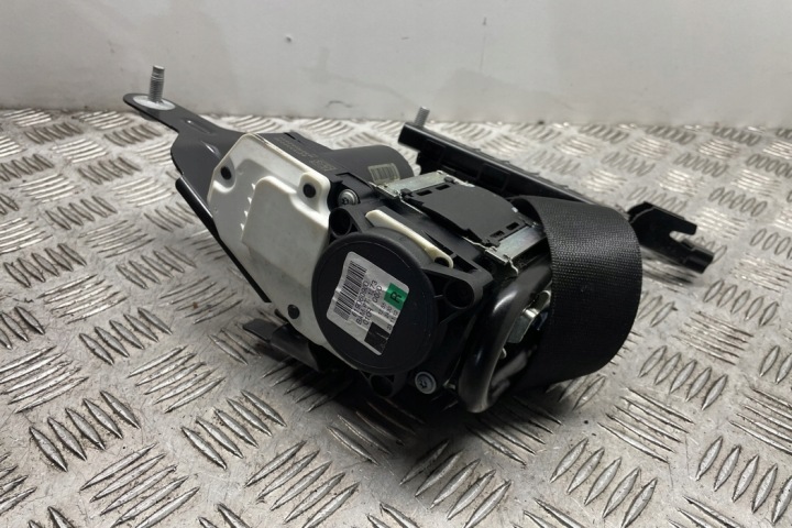 CEINTURE DE SÉCURITÉ AVANT DROIT MERCEDES-BENZ C T-MODEL (S204) A2048604686