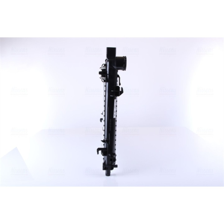RADIATEUR MOTEUR MERCEDES C-CLASS DANS 203 (00-) C 270 CDI 650X399X32 NIS