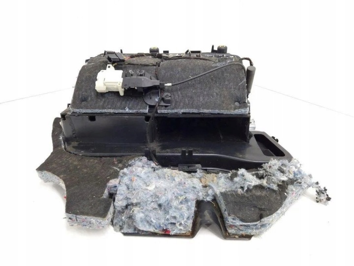 BOÎTE À GANTS CHANGEUR DISQUES AUDI OE 4F1857035AH