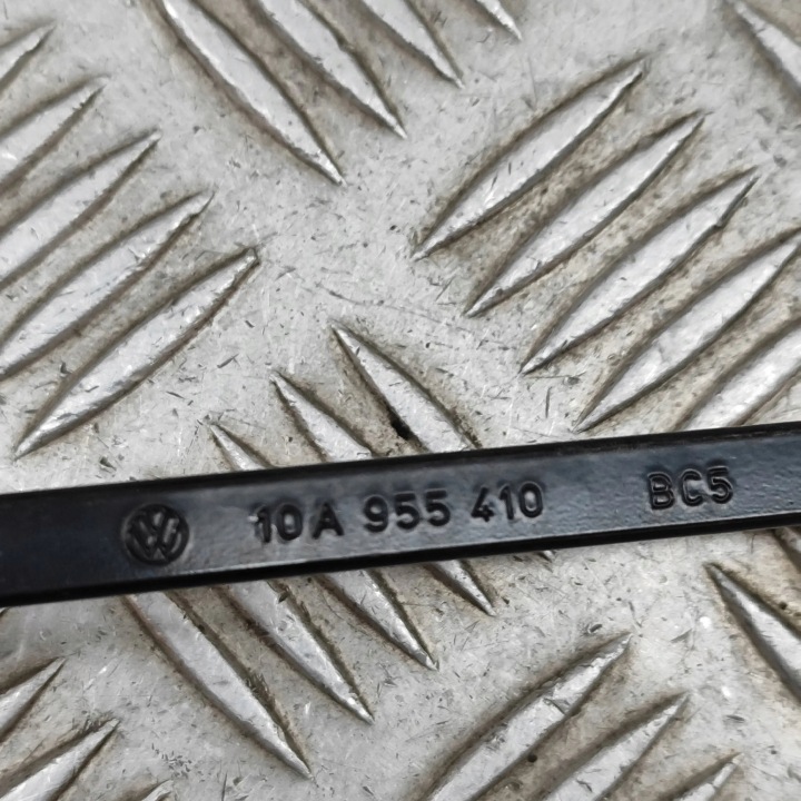 VOLKSWAGEN ID.3 2022 ESSUIE-GLACE VITRES AVANT AVANT