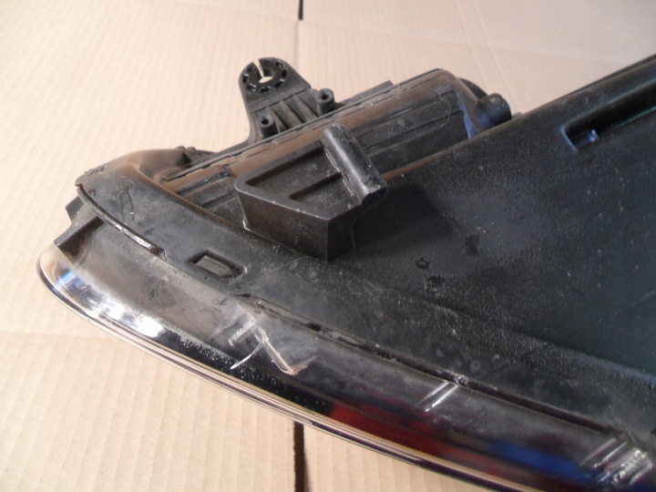 KIA PICANTO DE 2011- PROJECTEUR PHARE DROITE