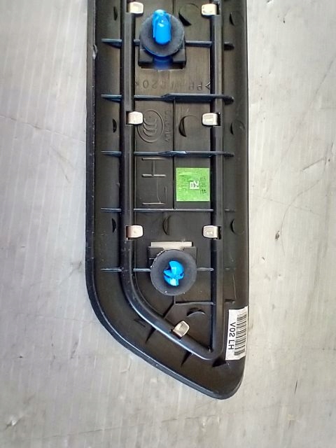 HYUNDAI I40 MOULURE SEUIL SEUIL GAUCHE ARRIÈRE ARRIÈRE 85878-3Z100