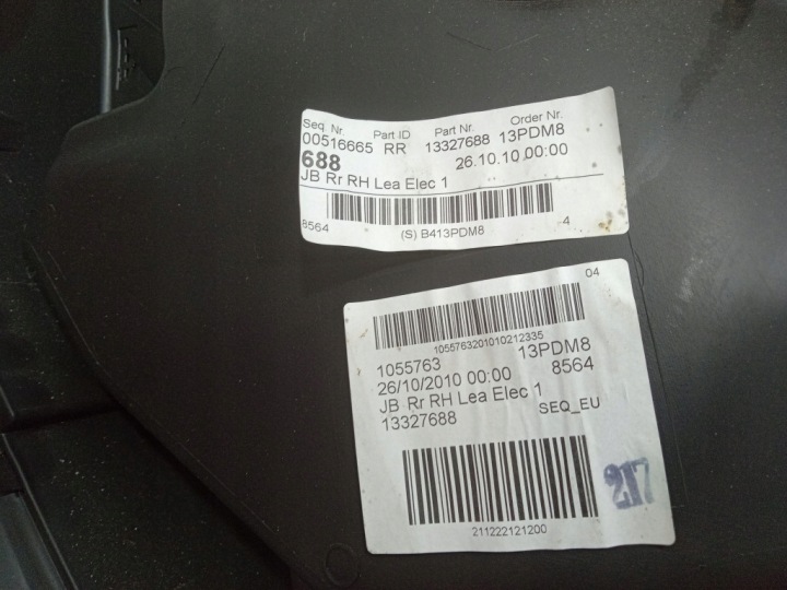 OPEL INSIGNIA A HAYON GARNITURE PORTES ARRIÈRE DROITE COLLECTEUR 13327688