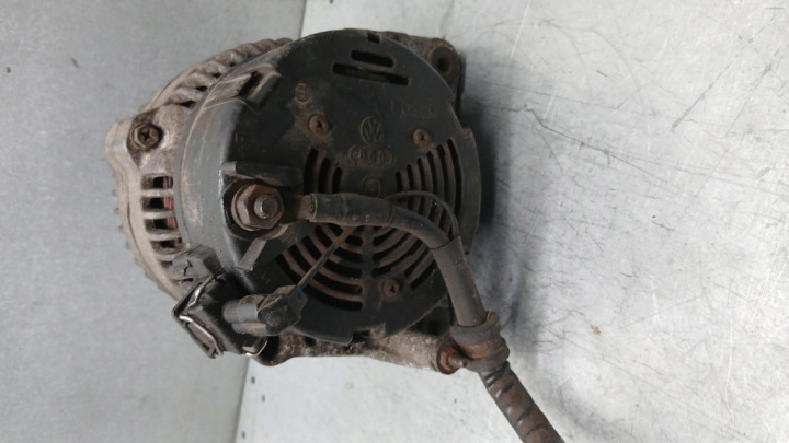 ALTERNATEUR AUDI A3 8L 1.8B 98R 037903025C