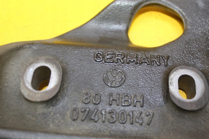 POIGNÉE POMPES D'INJECTION VW TRANSPORTER T4 074130147
