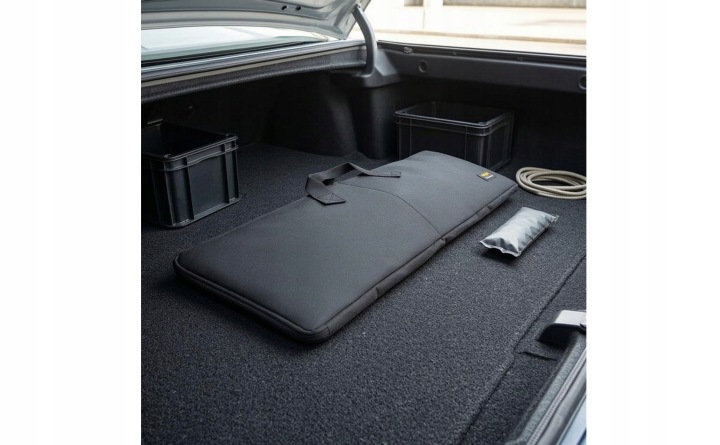 SAC SUR OUTILS AUTOMOBILE NOIRE WYSCIELANA SAC VERS STOCKAGE OUTILS MOTORYZACYJNYCH