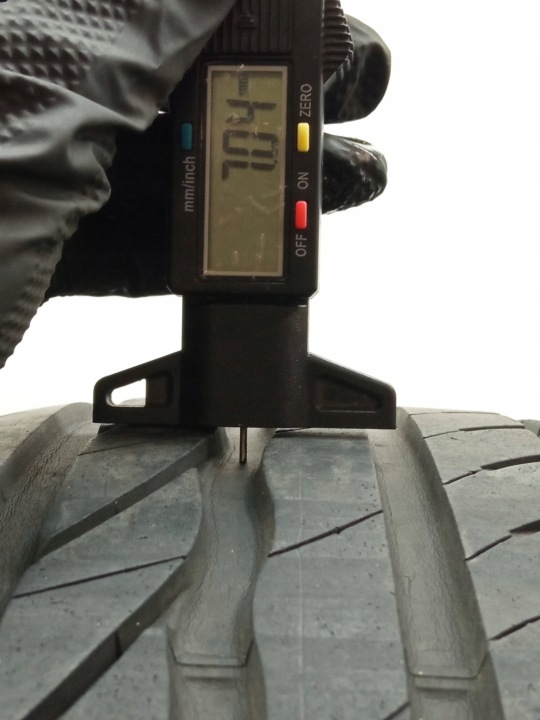 2 CV PNEU ESTIVALE BRIDGESTONE TURANZA ER300 205/55R16 (4408) 6.22 (5008) 7.04