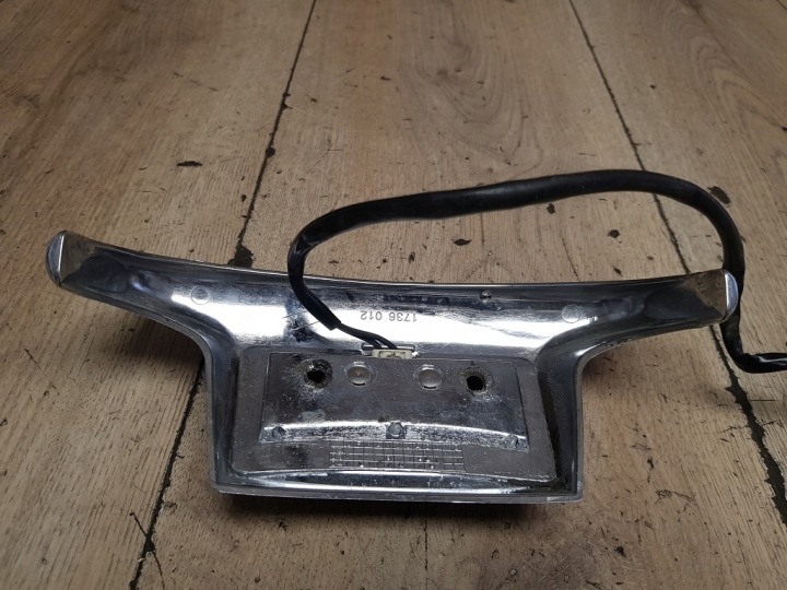 REVÊTEMENT CHROME AMPOULE SUR AILE HARLEY DAVIDSON