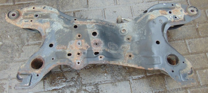 CHÂSSIS CHÂSSIS BANC SOUS MOTEUR MITSUBISHI GRANDIS 2.4 ESSENCE EUROPE