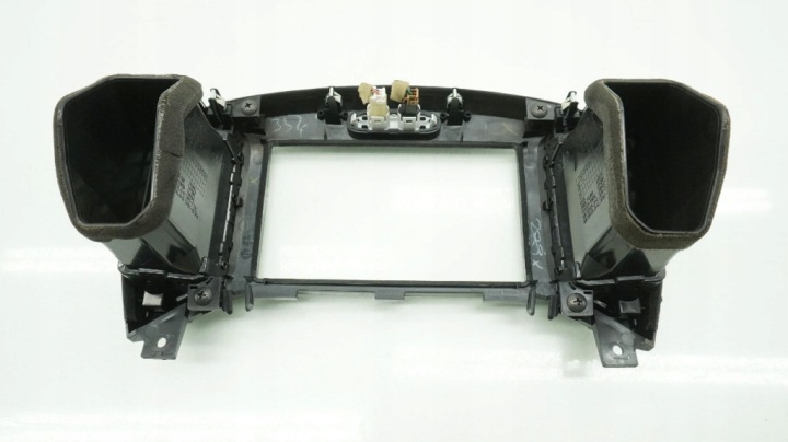 NISSAN JUKE F15 GRILLES CONDUIT D'AIR AIR 682601KE0A