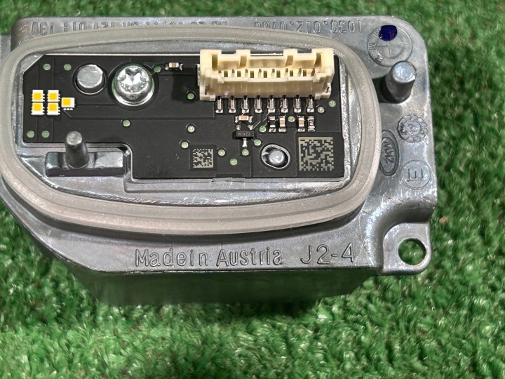 BMW 5 G30 G31 MODULE DIRECTEUR JEZ CLIGNOTANT 7214942