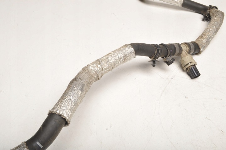 VOLVO S60 III V60 II T6 TUYAU FIL EAU 31368325 32222172 31368487