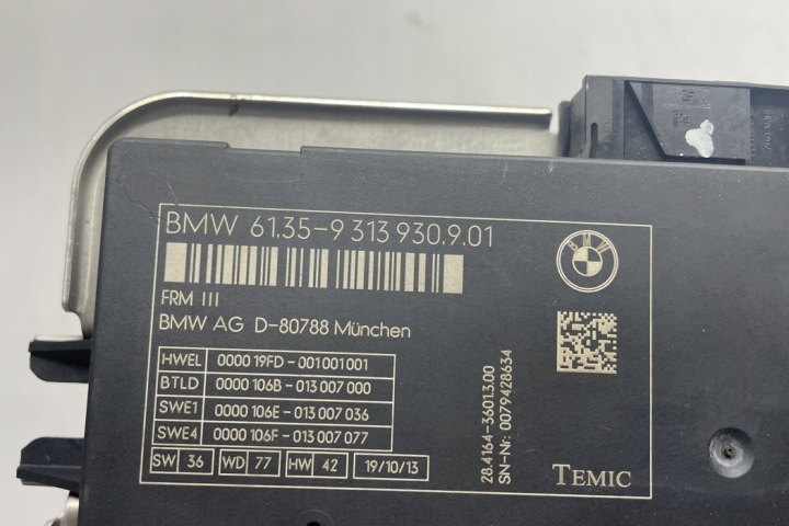 MODULE DE COMMANDE D'ÉCLAIRAGE BMW 5 (F10) 9313930 2.0L DIESEL 135KW 2014