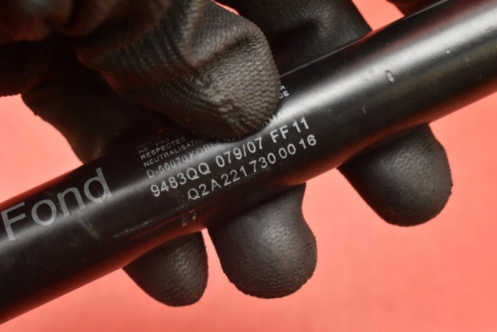 LIMITEUR PORTES DROIT ARRIÈRE A2217300016 MERCEDES S-KLASA W221 05-09